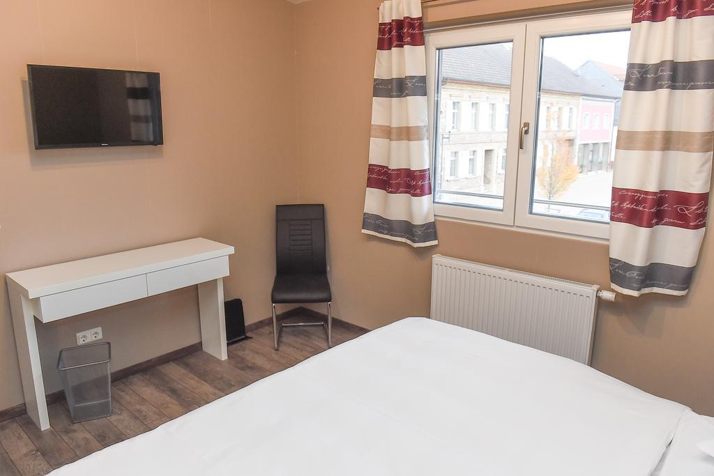Boardinghouse Alte Bank Ξενοδοχείο Wollstein Εξωτερικό φωτογραφία